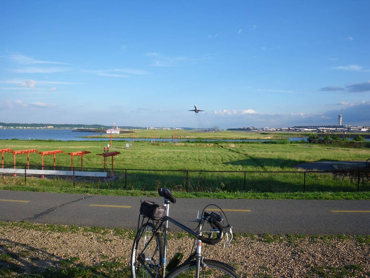 Mount Vernon Trail at Gravelly Point along the Potomac River, Virginia