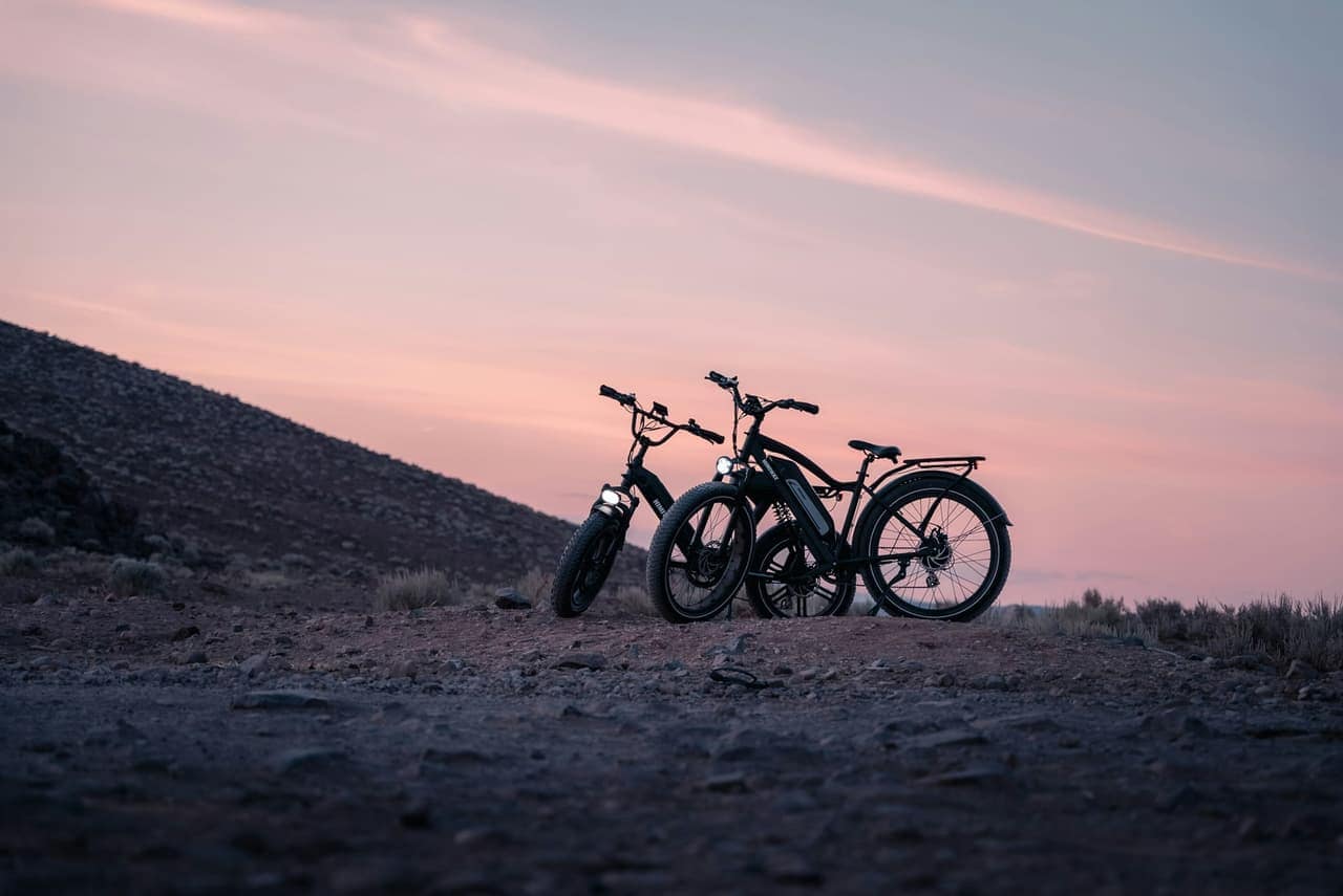 E-bike rider on a Mid-Atlantic trail