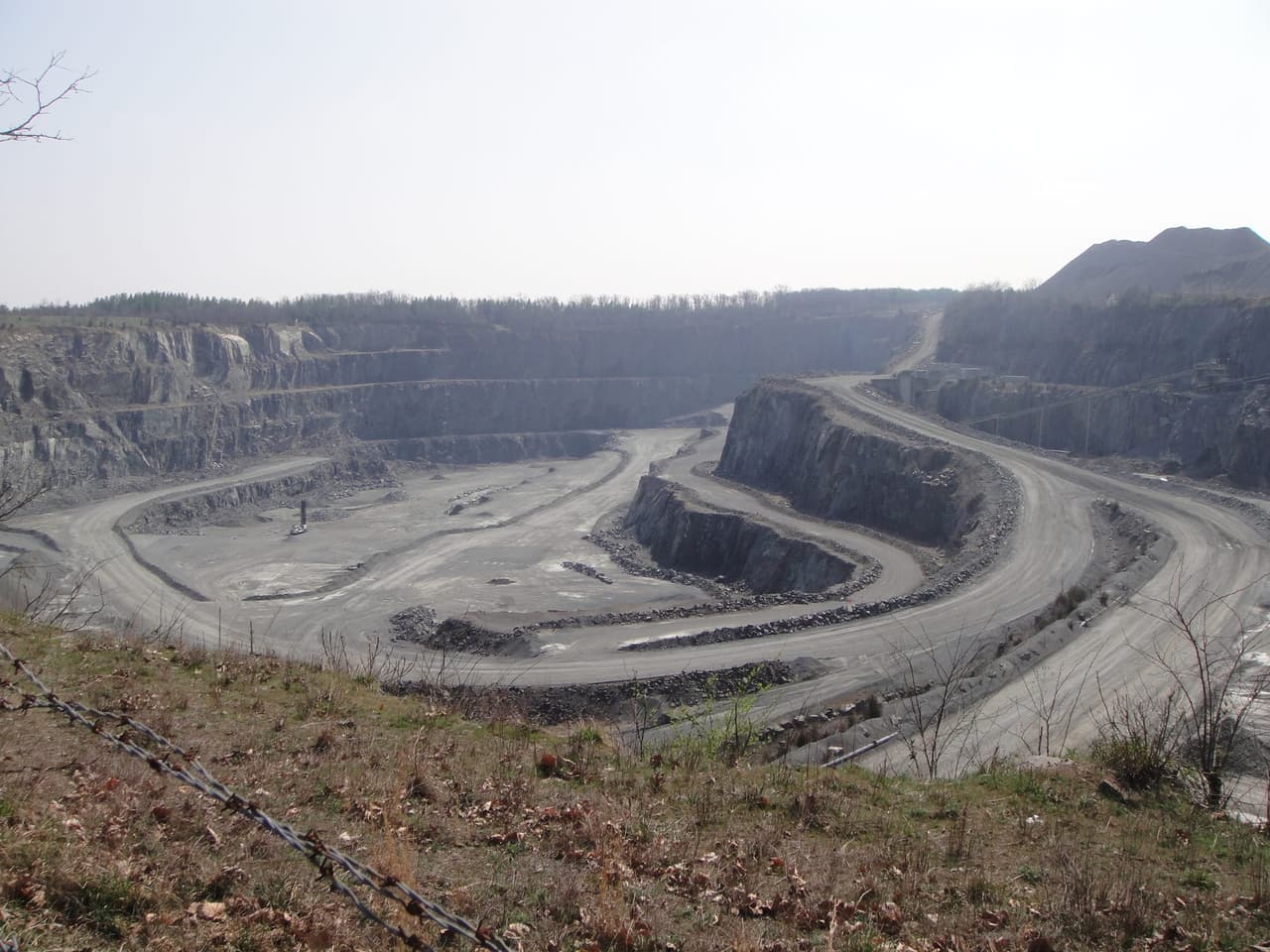 Washington and Old Dominion Trail overlook near Luck Stone Quarry, Northern Virginia
